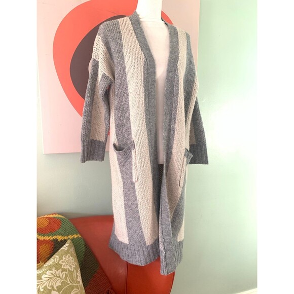 The Great.  Cardigan sweater - Picture 1 of 10